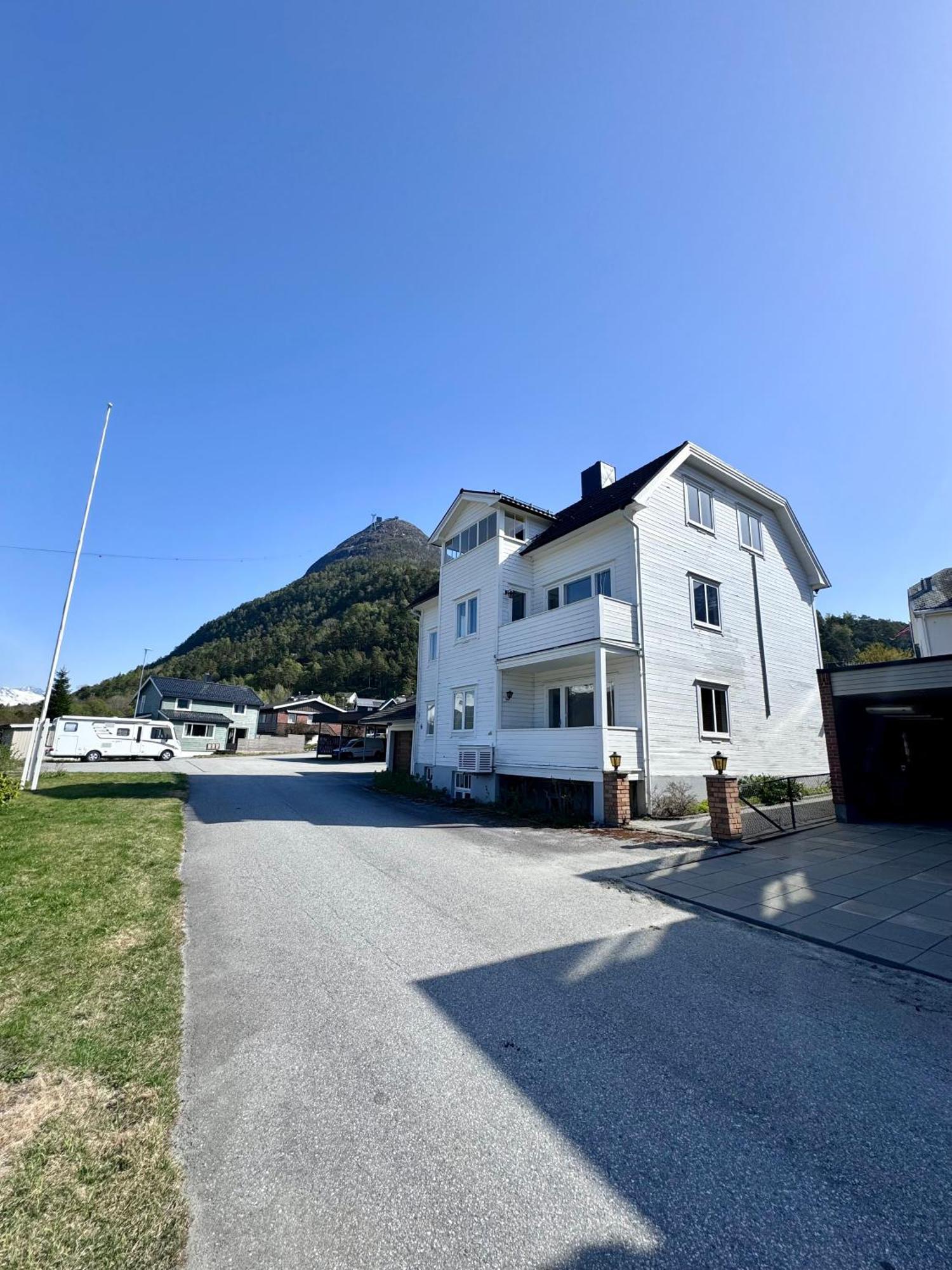 Villa Utsikten Romsdalen Åndalsnes Buitenkant foto